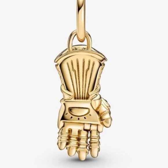 Marvel The Avengers Infinity Gauntlet Dangle Charm - Picture 2 of 12